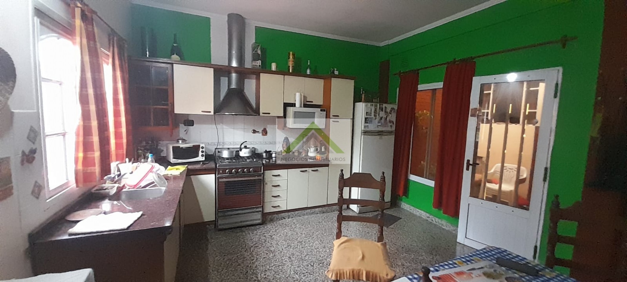 VENTA DE CASA DE DOS PLANTAS EN ZONA SAENZ PEÑA