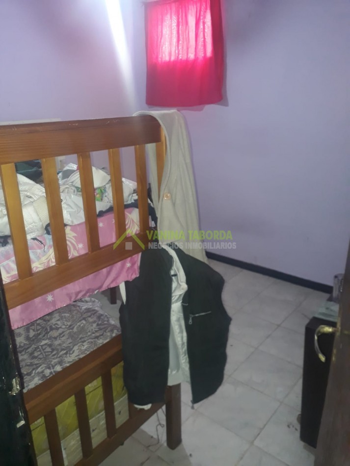 VENTA DE DUPLEX DOS DORMITORIOS .