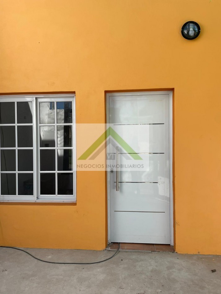 CASA A LA VENTA CALLE MITRE - DIAMANTE