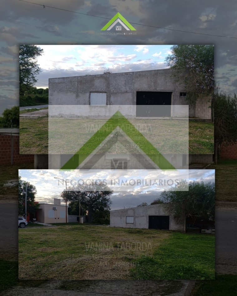 Venta Amplio Terreno+Constuccion en Strobel, Diamante