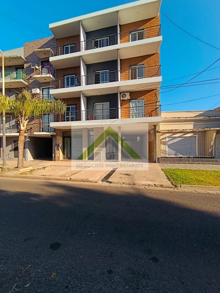 Venta de Departamento Santa Cruz al 200