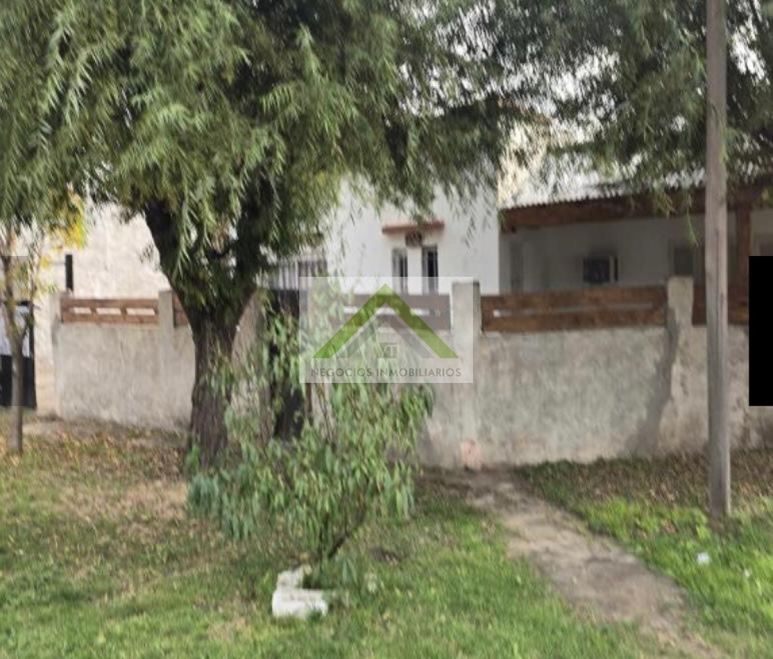 VENTA DE CASA EN SAN BENITO, EXCELENTE UBICACION. 